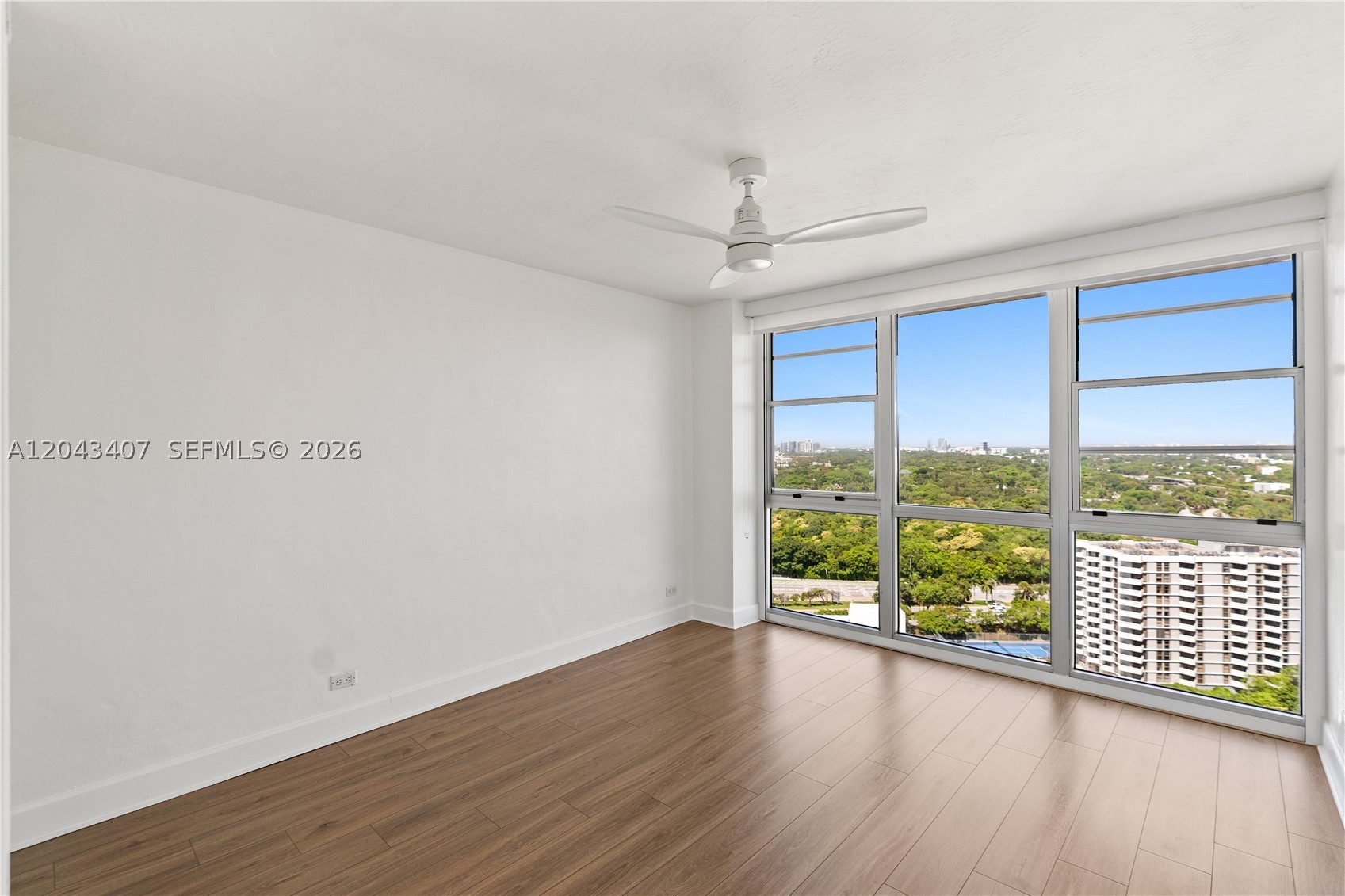 BRICKELL TOWNHOUSE CONDO - Residential