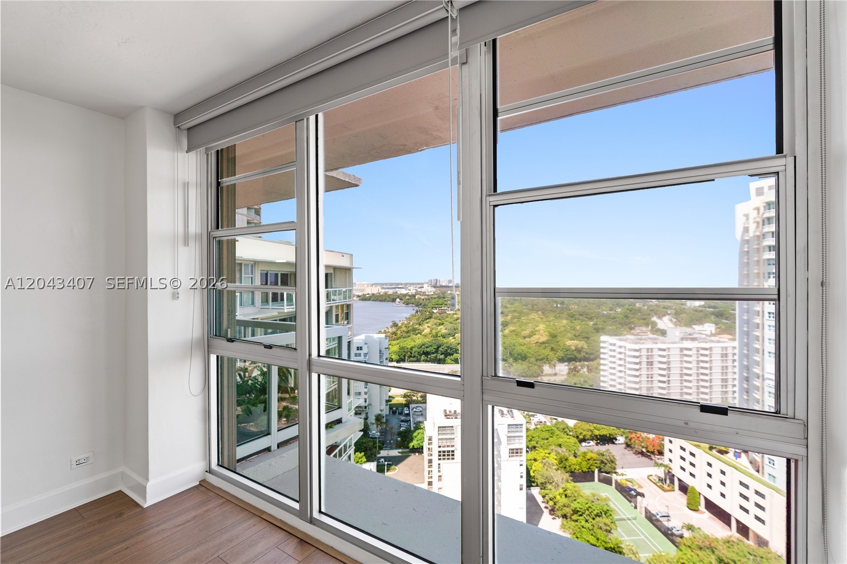 BRICKELL TOWNHOUSE CONDO - Residential