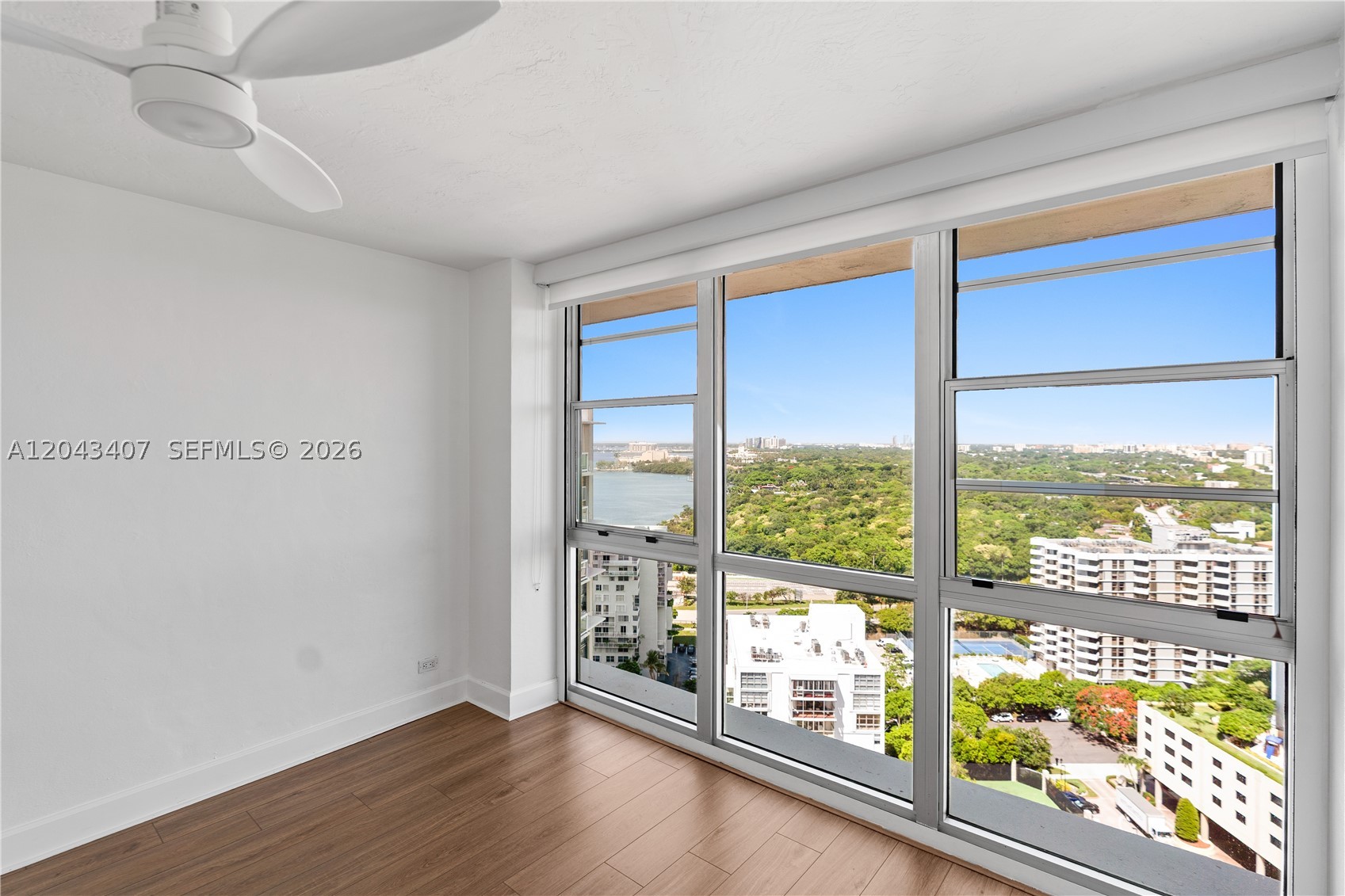 BRICKELL TOWNHOUSE CONDO - Residential