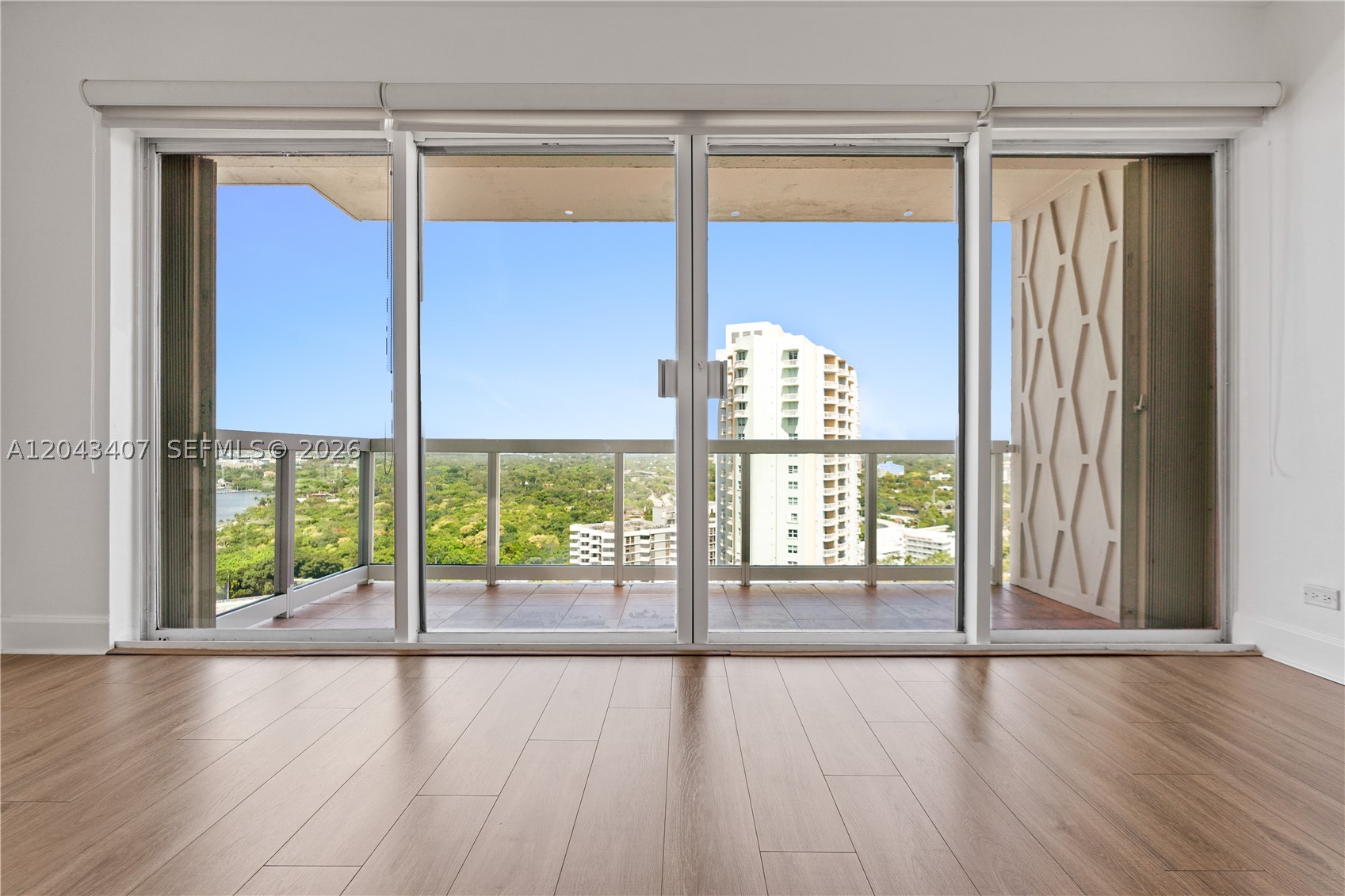 BRICKELL TOWNHOUSE CONDO - Residential