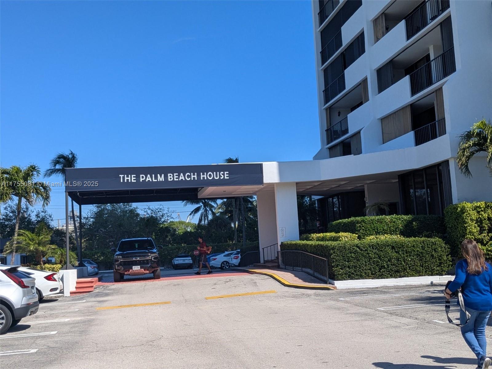 PALM BEACH HOUSE CONDO - Residential