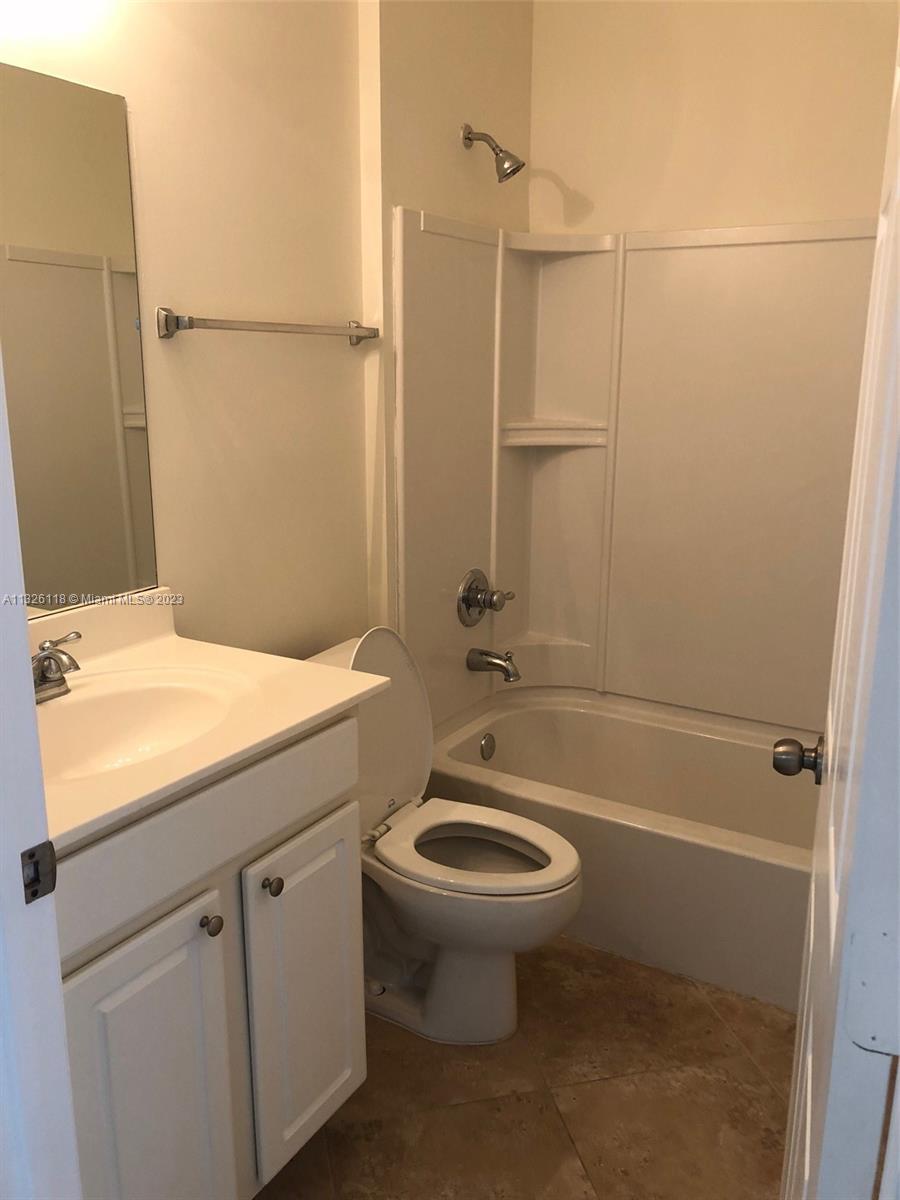 ANTIGUA AT OASIS - Residential Lease