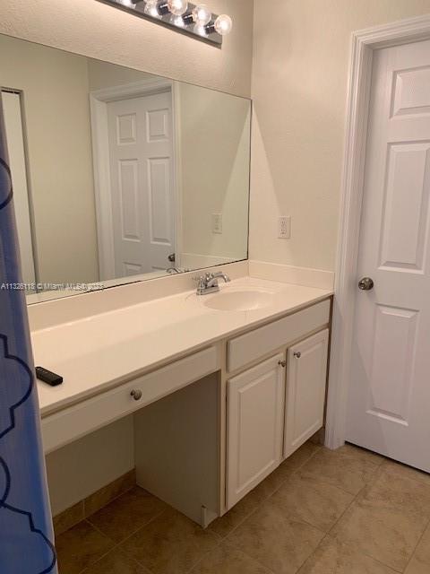 ANTIGUA AT OASIS - Residential Lease