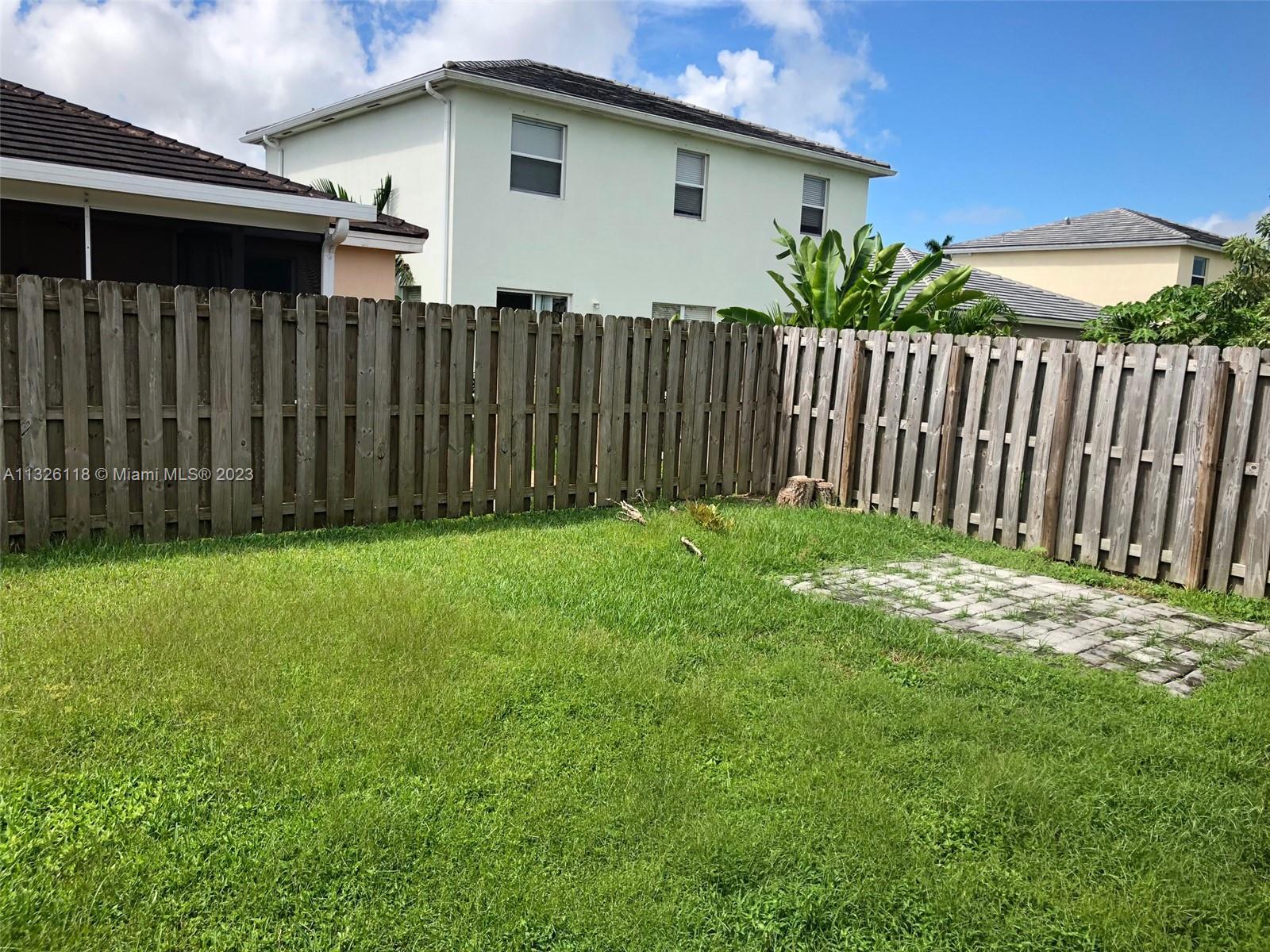 ANTIGUA AT OASIS - Residential Lease