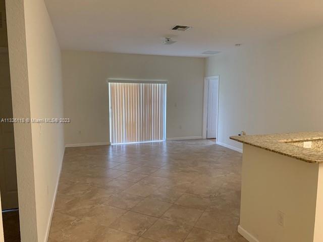 ANTIGUA AT OASIS - Residential Lease
