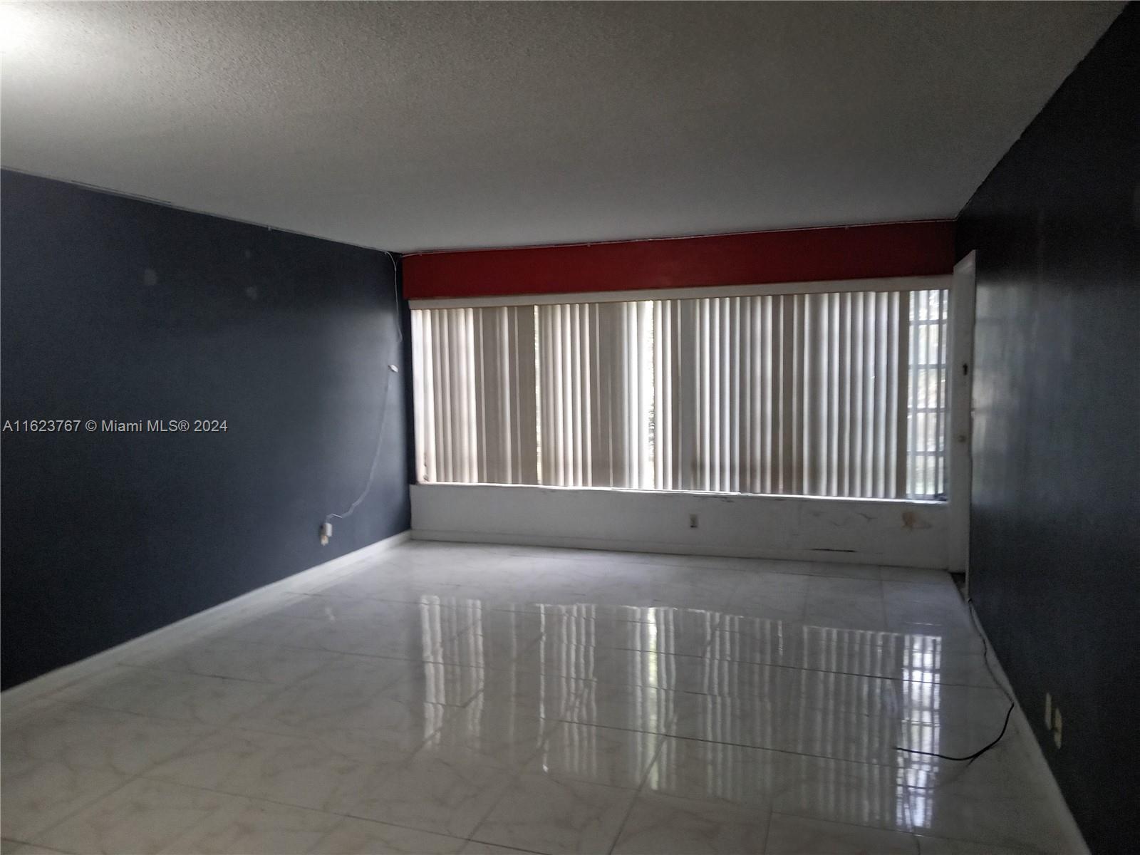 FOUNTAINVIEW CONDO - Residential