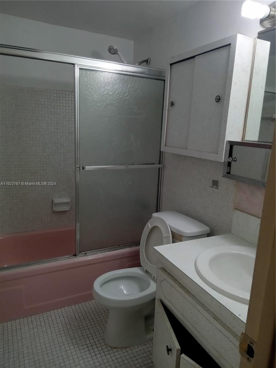FOUNTAINVIEW CONDO - Residential