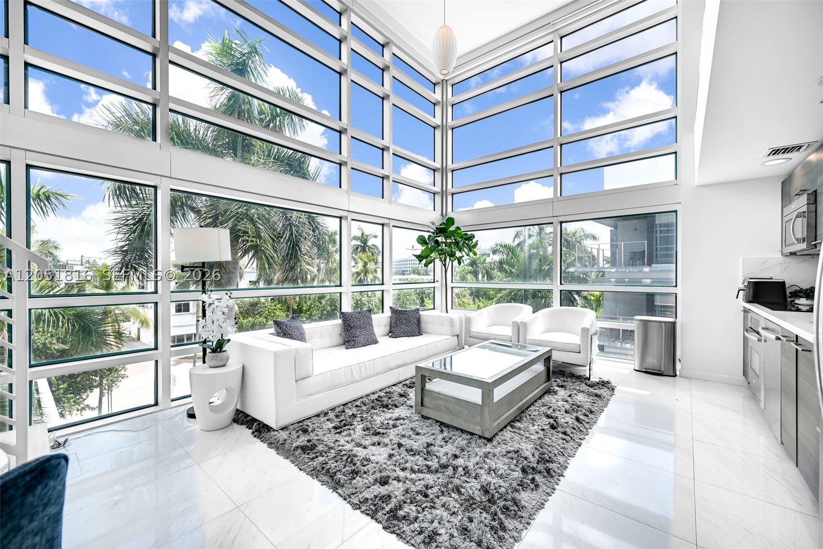 MERIDIAN 5 CONDO - Residential