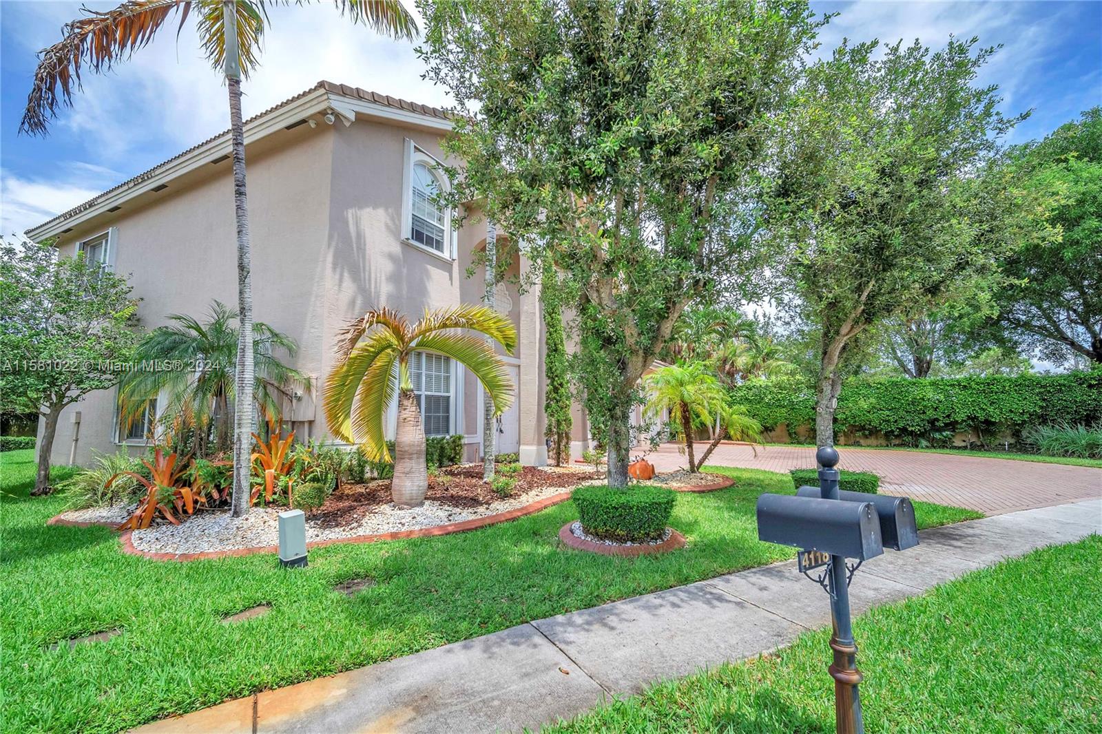 SUNSET FALLS PLAT 2 - Residential