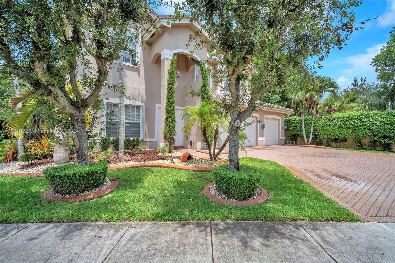 SUNSET FALLS PLAT 2 - Residential