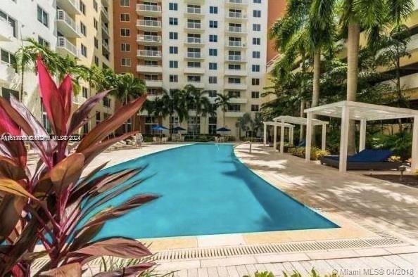 VENTURE AT AVENTURA EAST - Residential Lease
