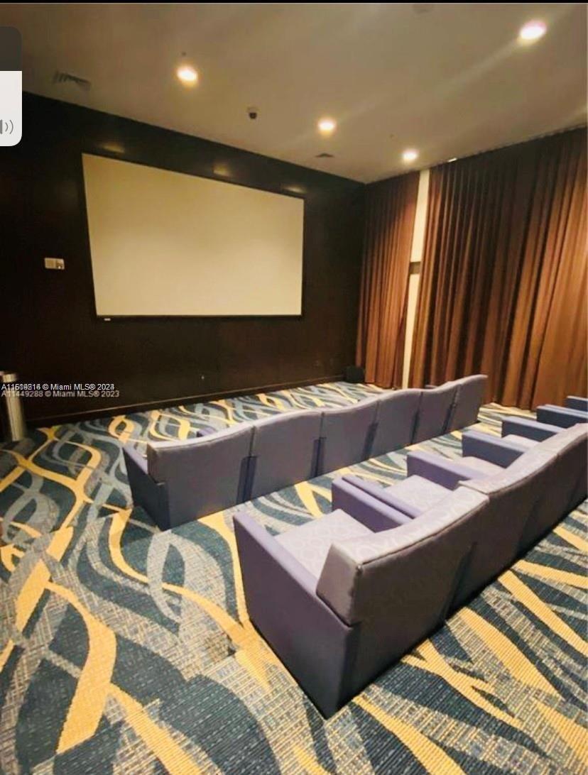 VENTURE AT AVENTURA EAST - Residential Lease