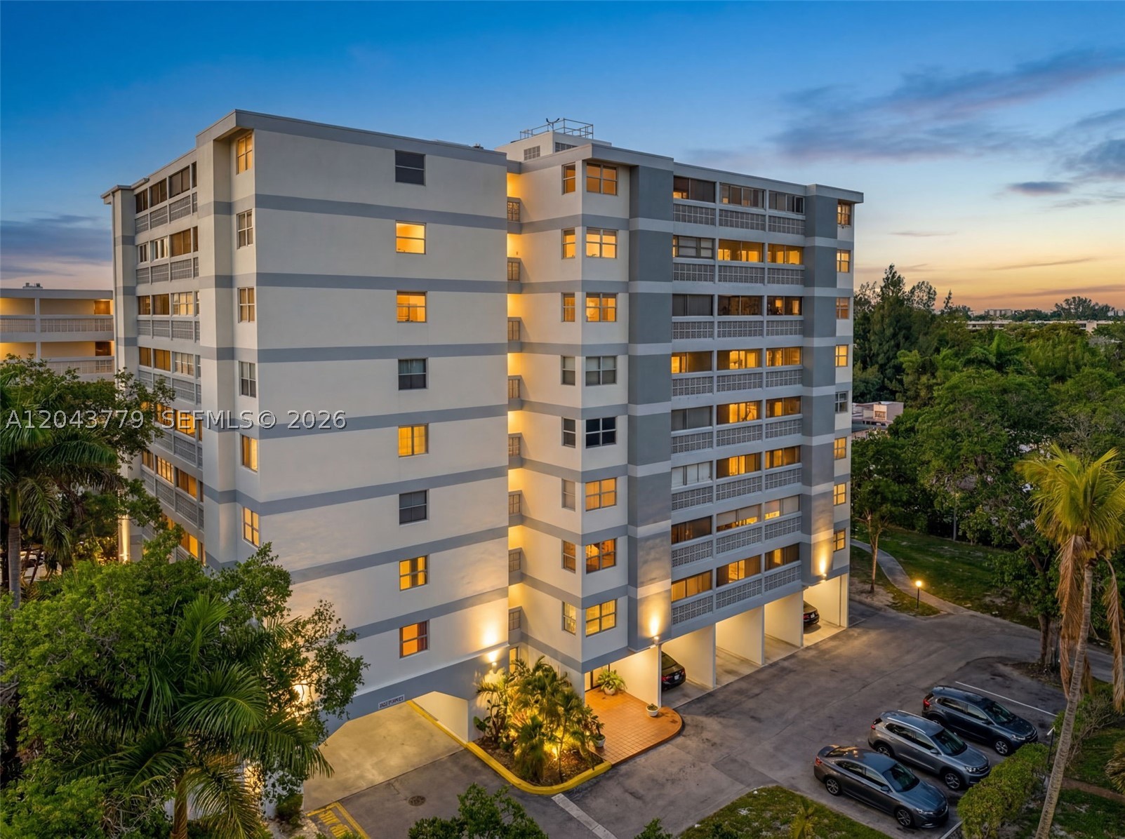 Beautiful 4th-floor, 2-bedroom, 2-bathroom condo located in the serene and highly sought-after The Lakes of Inverrary community. This unit features a remarkably spacious floor plan flooded with abundant natural light. Strategically and centrally located in the heart of Lauderhill, you are just minutes away from top schools, diverse dining, and prime shopping centers. Perfect as a high-potential investment property or a lovely place to call home. Don't miss out—schedule your tour today!