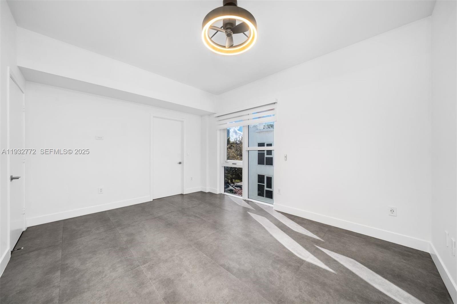 ONE BAY CONDO - Residential