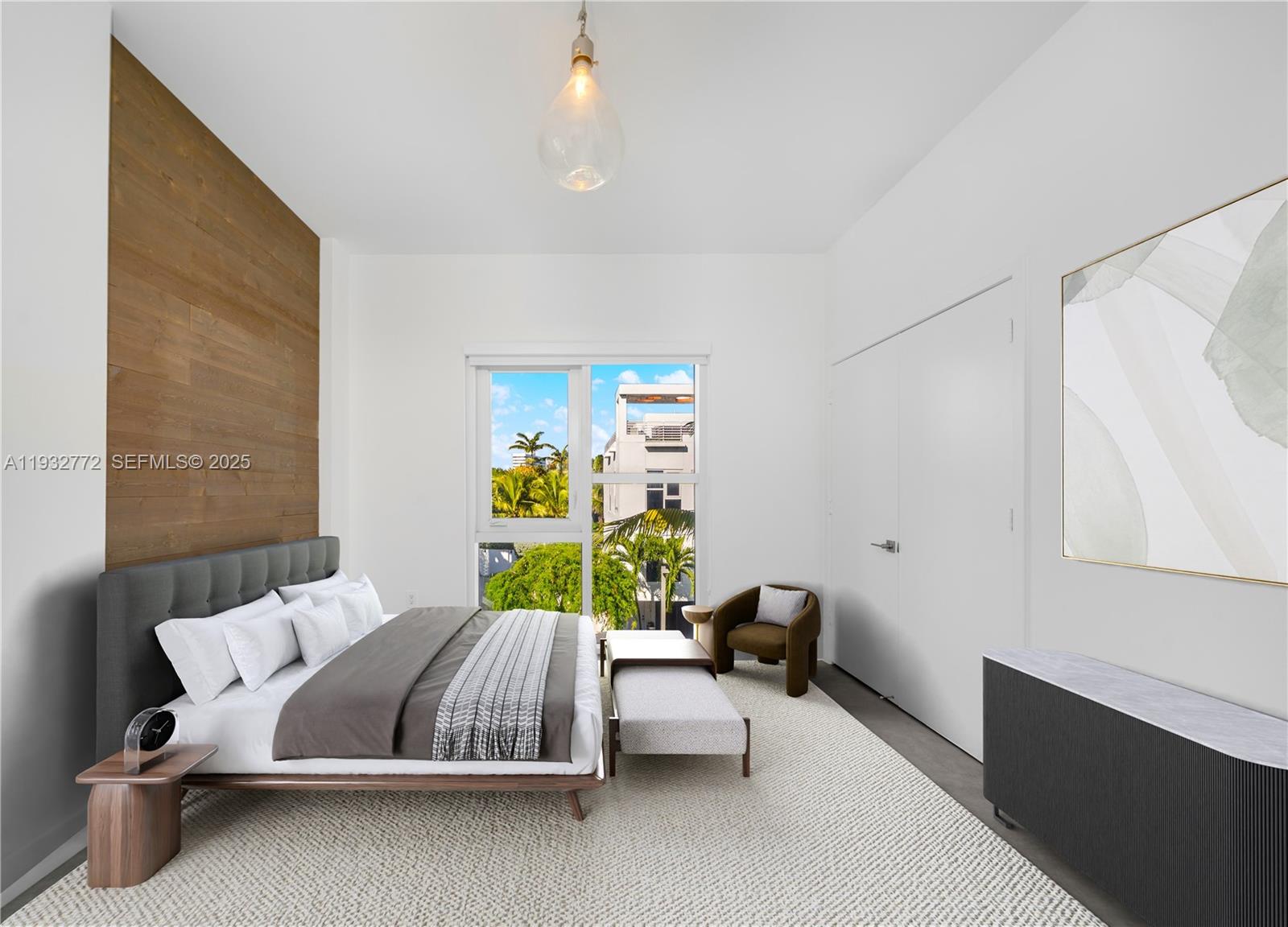ONE BAY CONDO - Residential