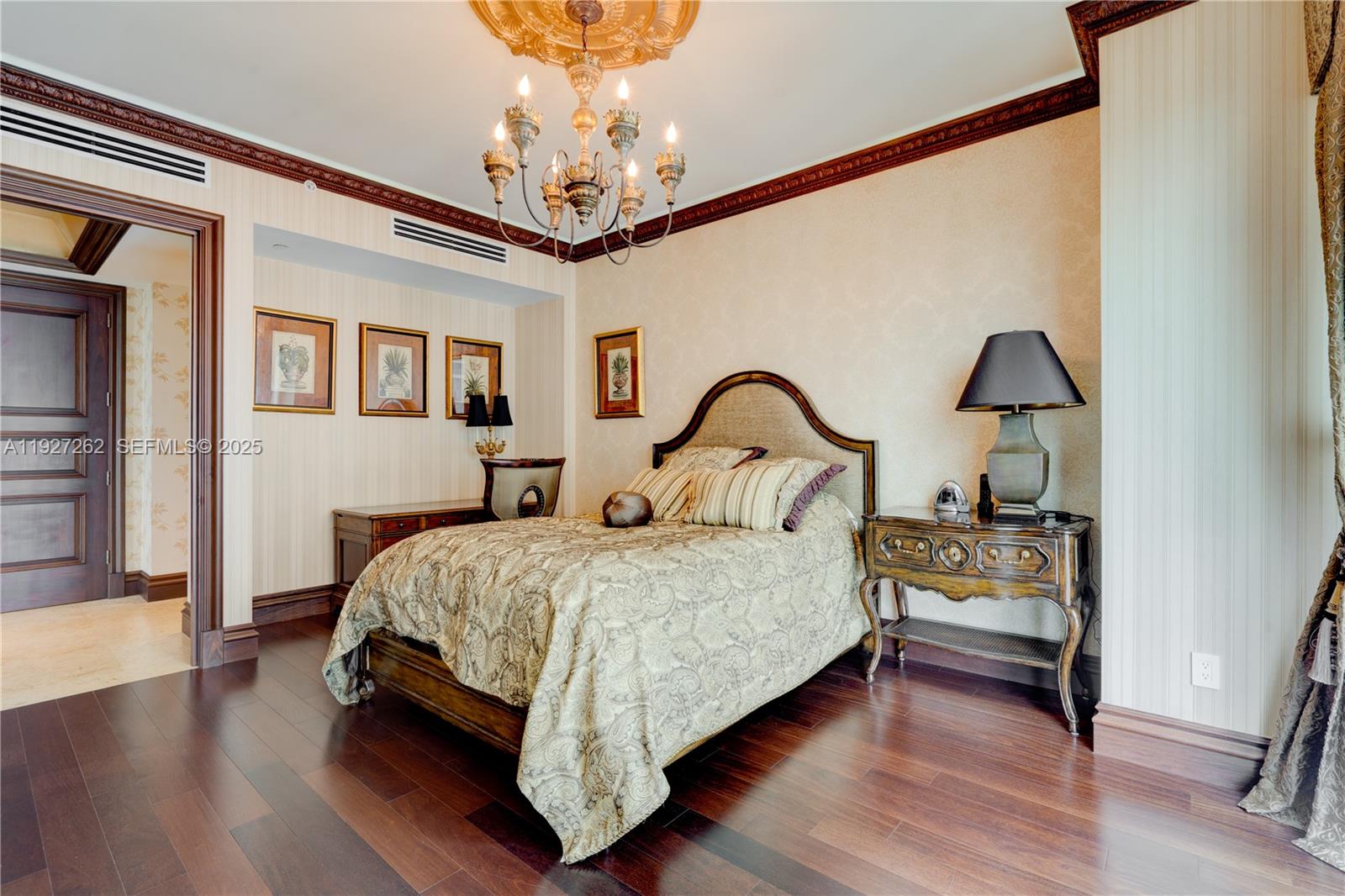 TURNBERRY OCEAN COLONY SO - Residential