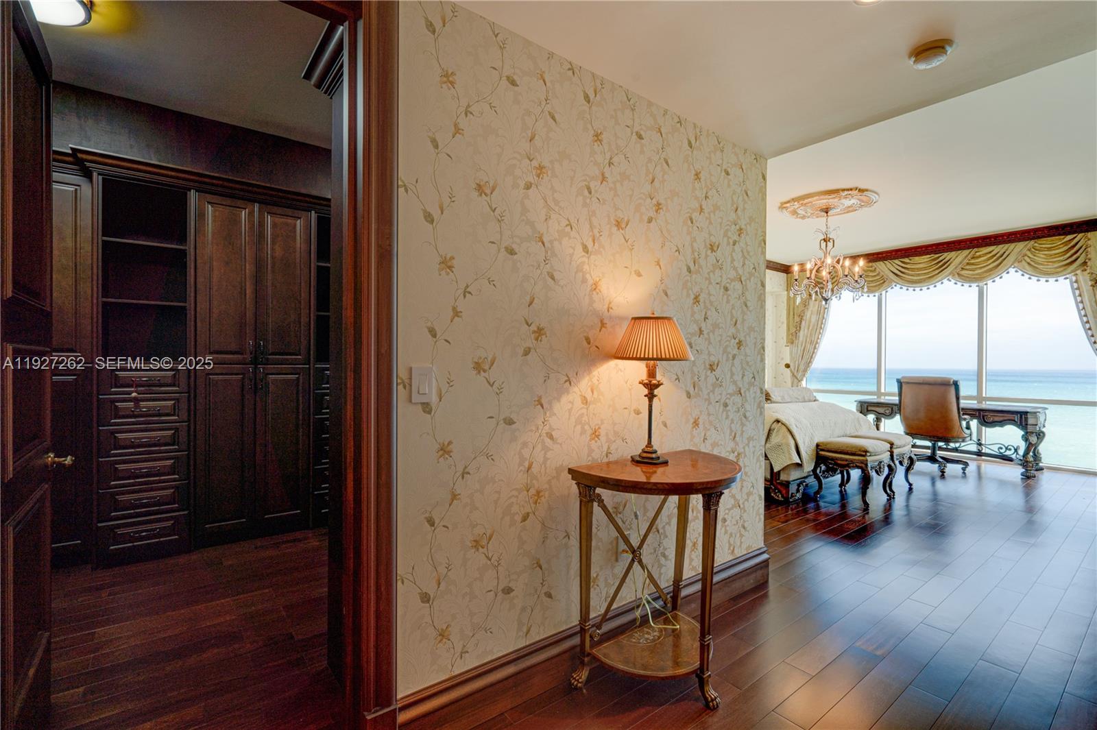 TURNBERRY OCEAN COLONY SO - Residential