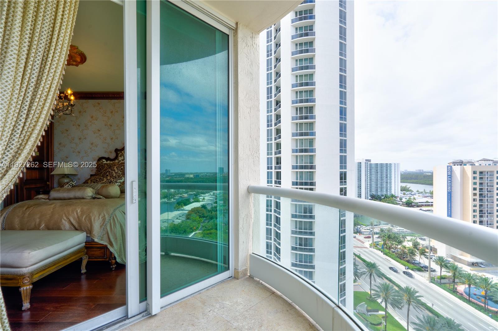 TURNBERRY OCEAN COLONY SO - Residential