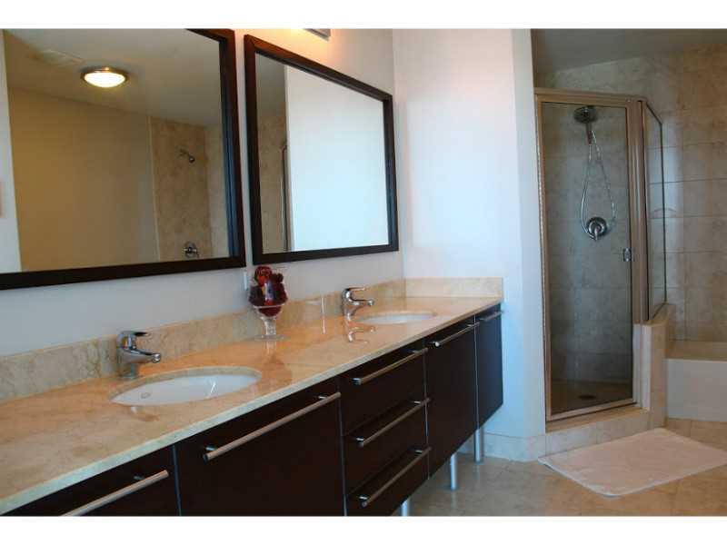 QUANTUM ON THE BAY CONDO - Residential Lease