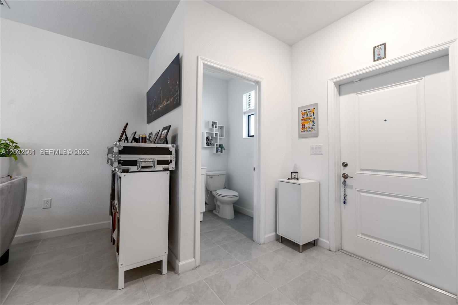 VISTA LAGO - Residential