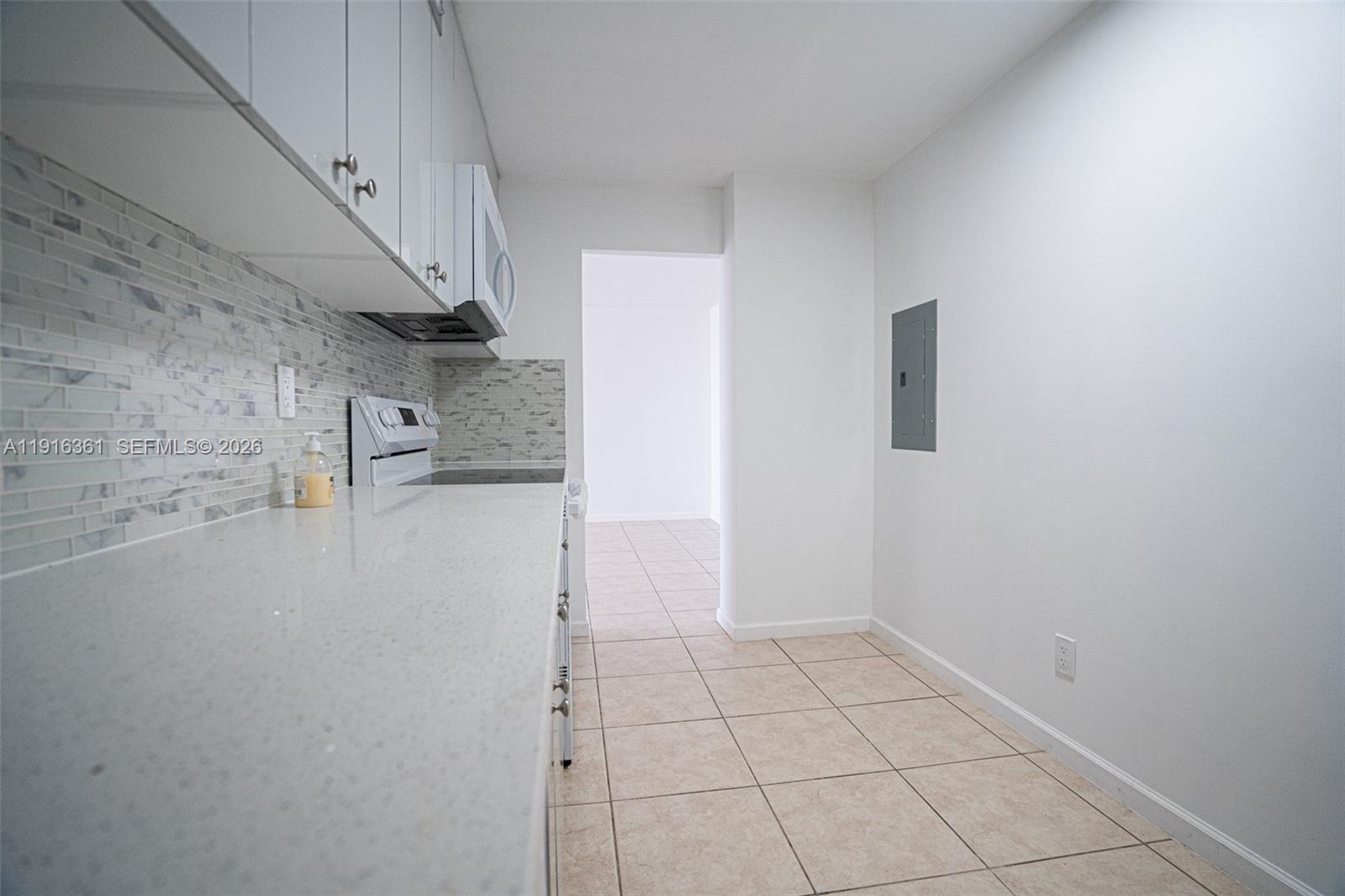 PLAZA TOWERS SOUTH CONDO - Residential