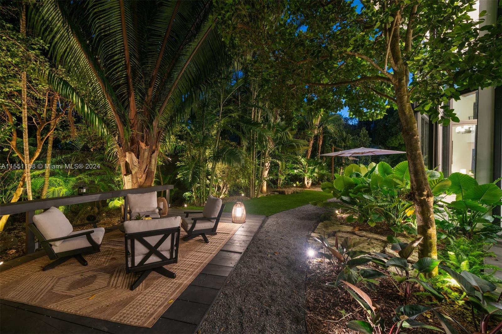 LEAFY WAY - Residential