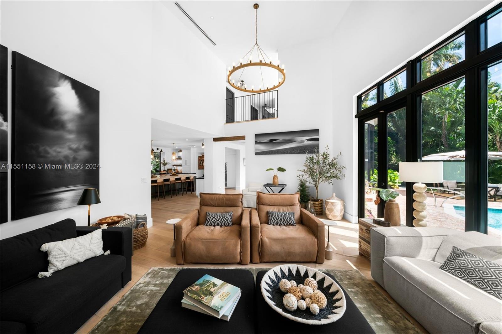 LEAFY WAY - Residential