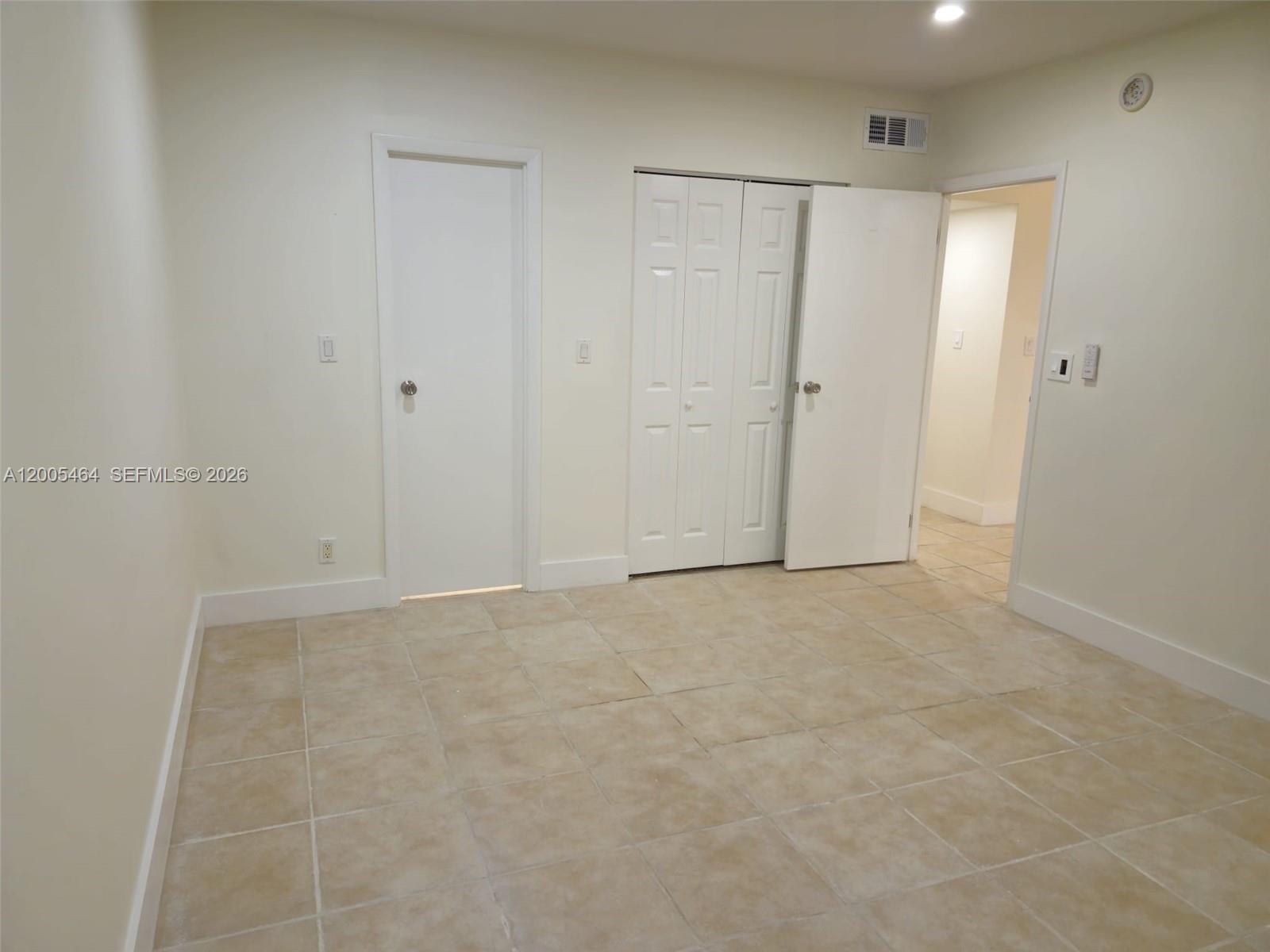 KARISA GARDENS CONDO - Residential