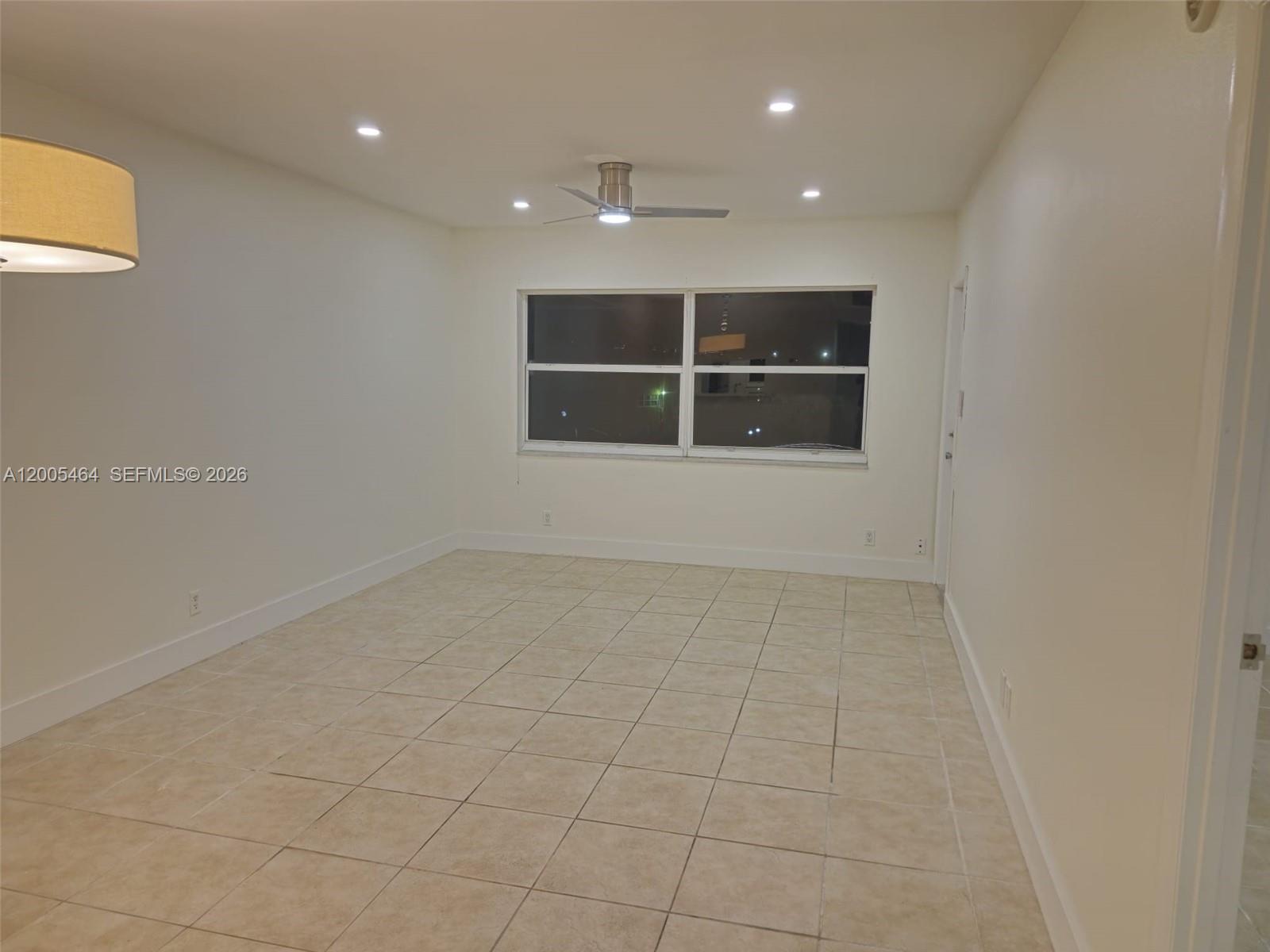 KARISA GARDENS CONDO - Residential