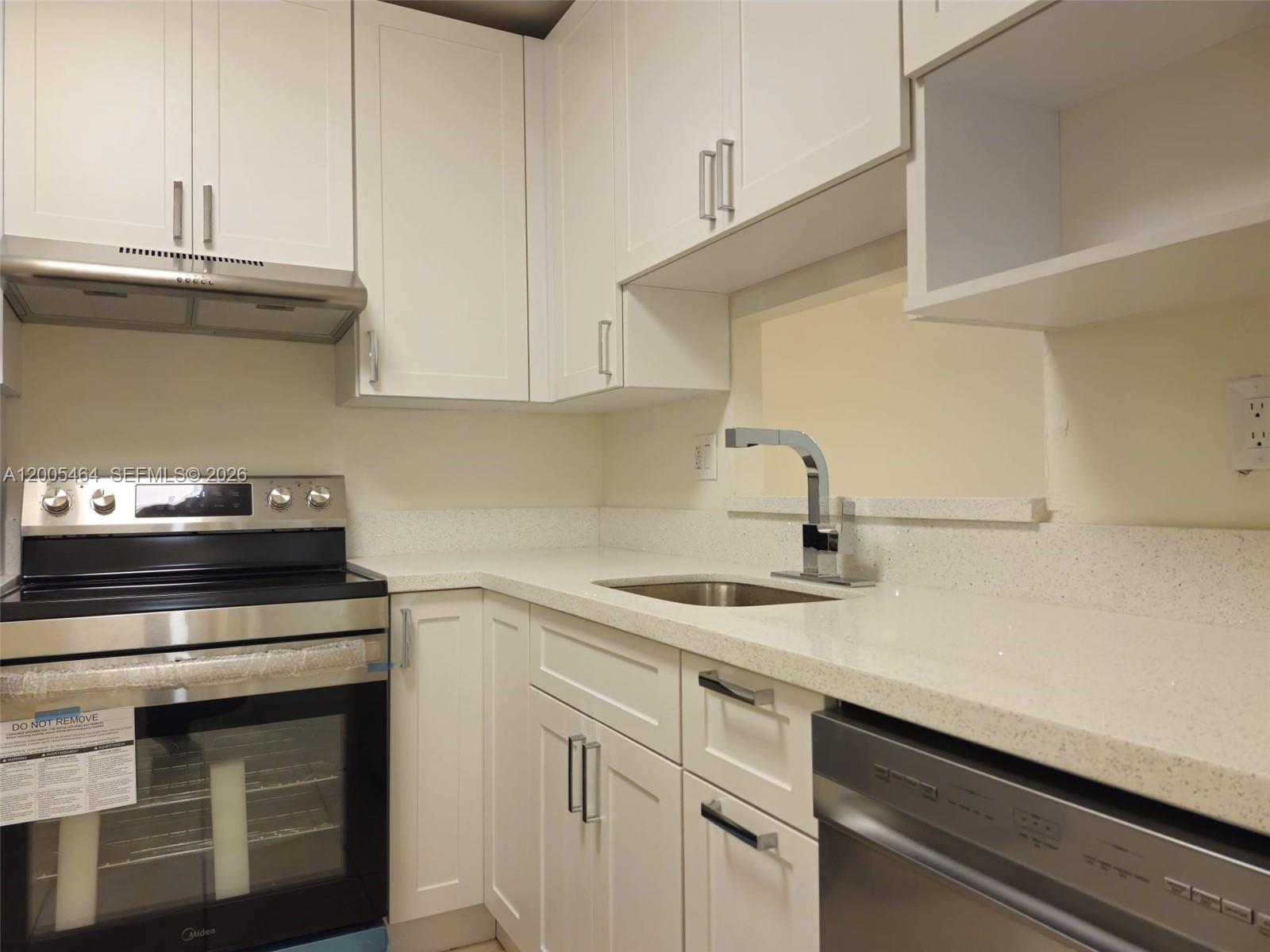 KARISA GARDENS CONDO - Residential