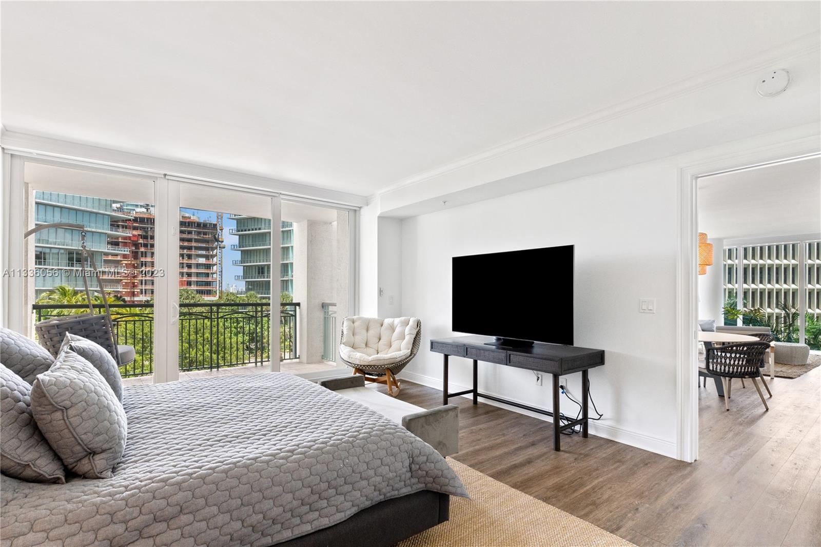 THE TOWER RESIDENCES COND - Residential Lease
