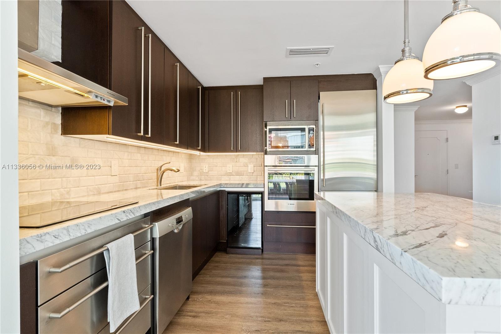 THE TOWER RESIDENCES COND - Residential Lease