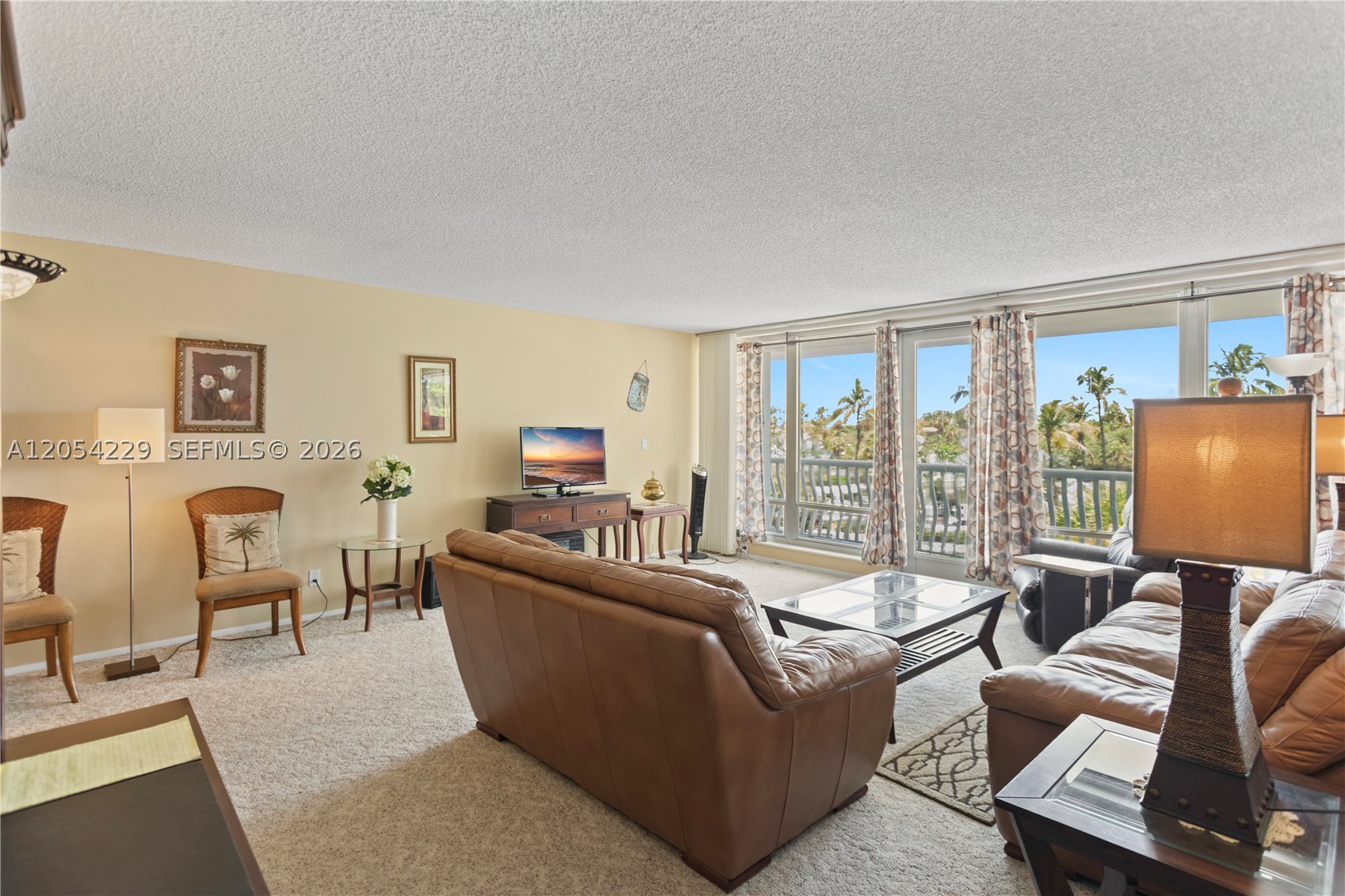 OCEAN CLUB CONDO - Residential Lease