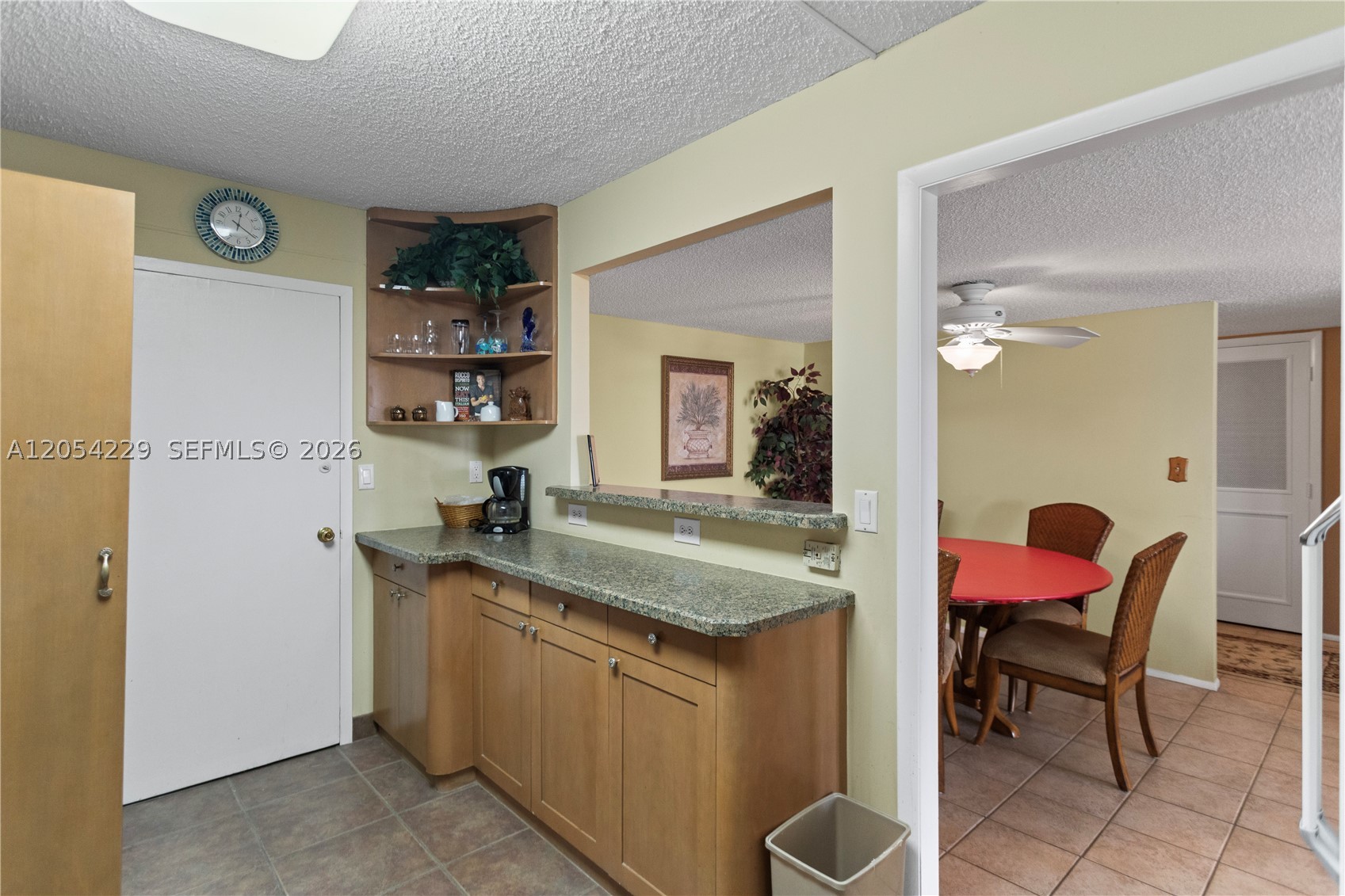 OCEAN CLUB CONDO - Residential Lease