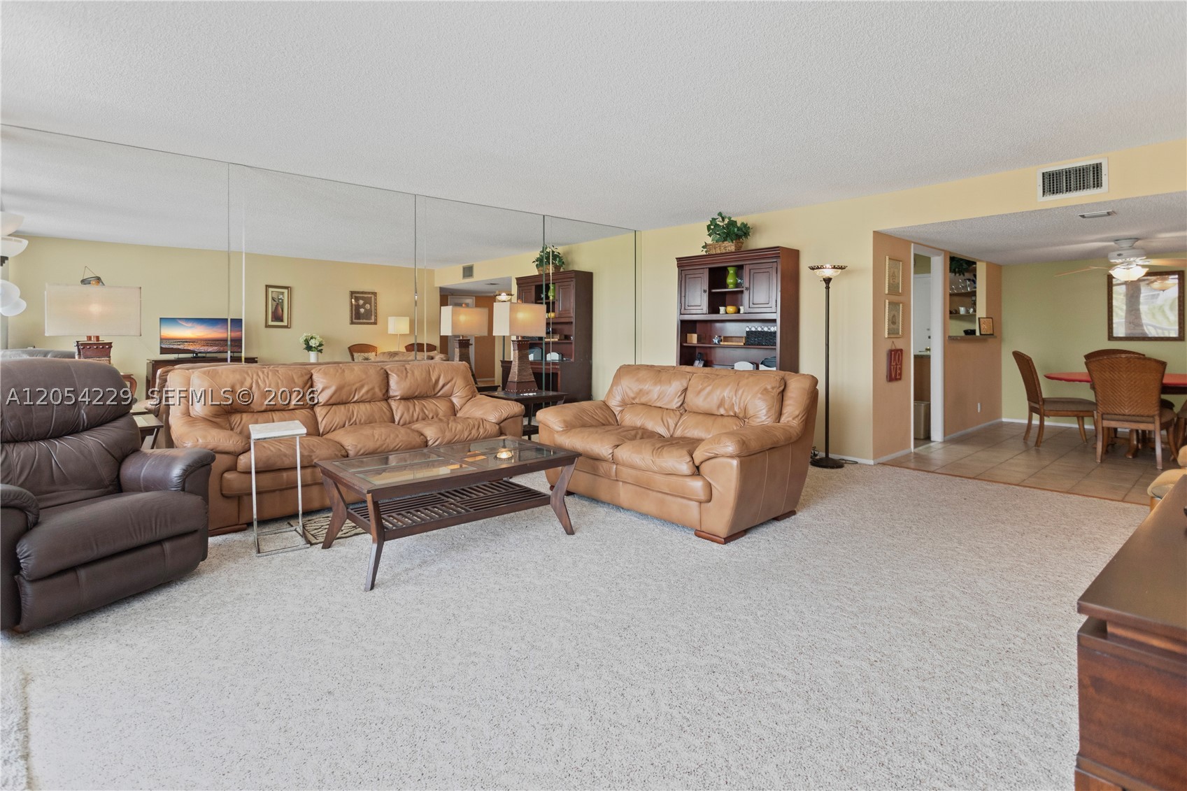 OCEAN CLUB CONDO - Residential Lease