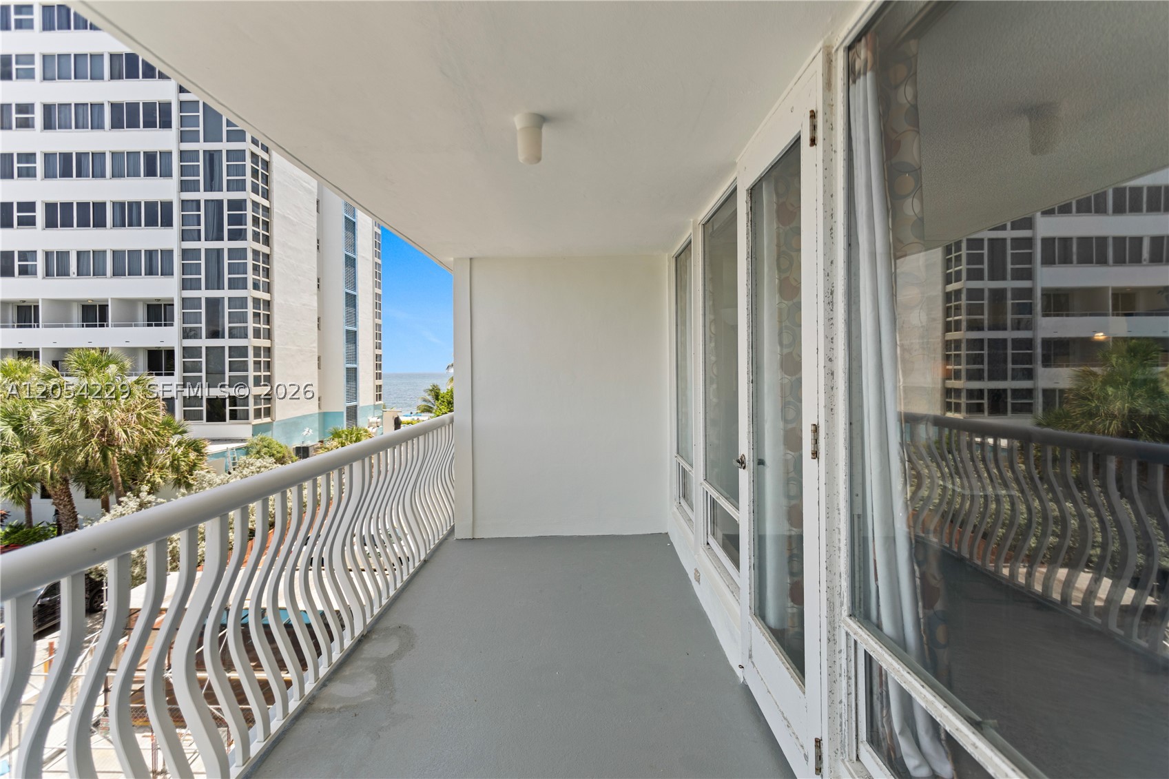 OCEAN CLUB CONDO - Residential Lease