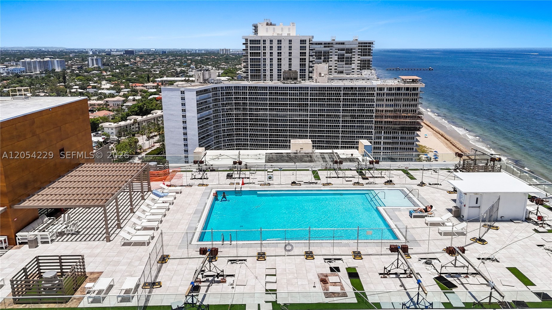 OCEAN CLUB CONDO - Residential Lease