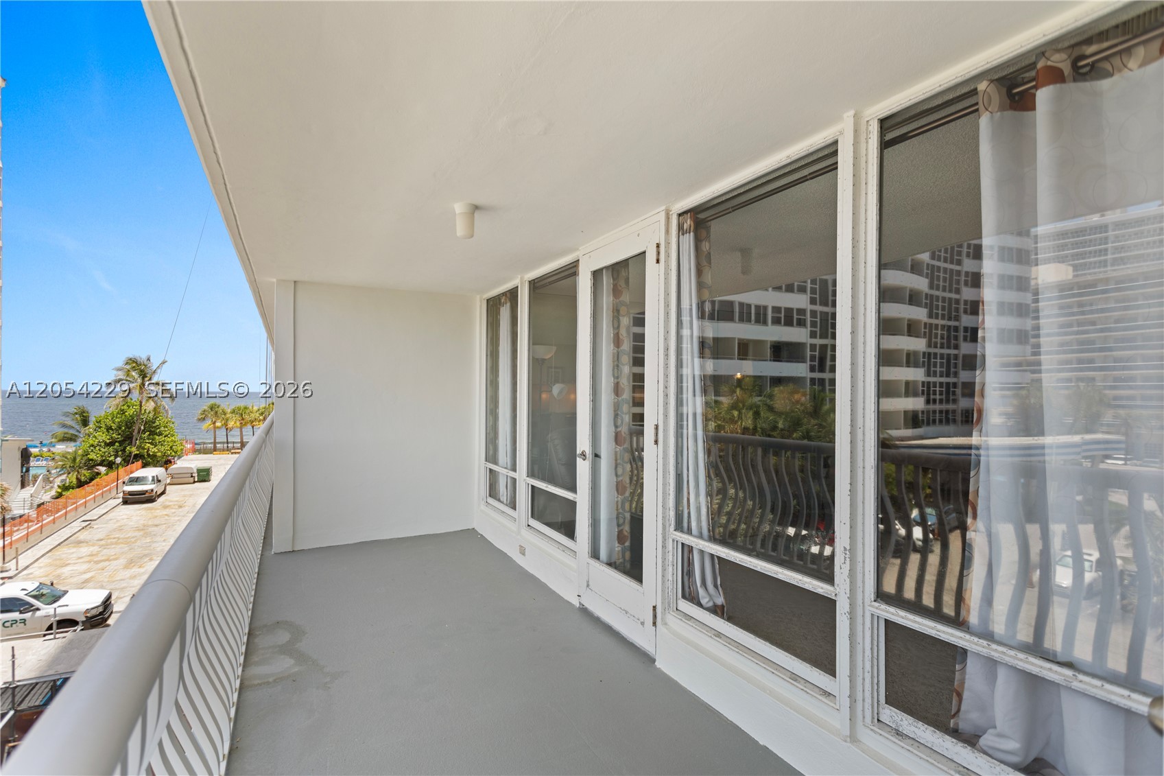 OCEAN CLUB CONDO - Residential Lease