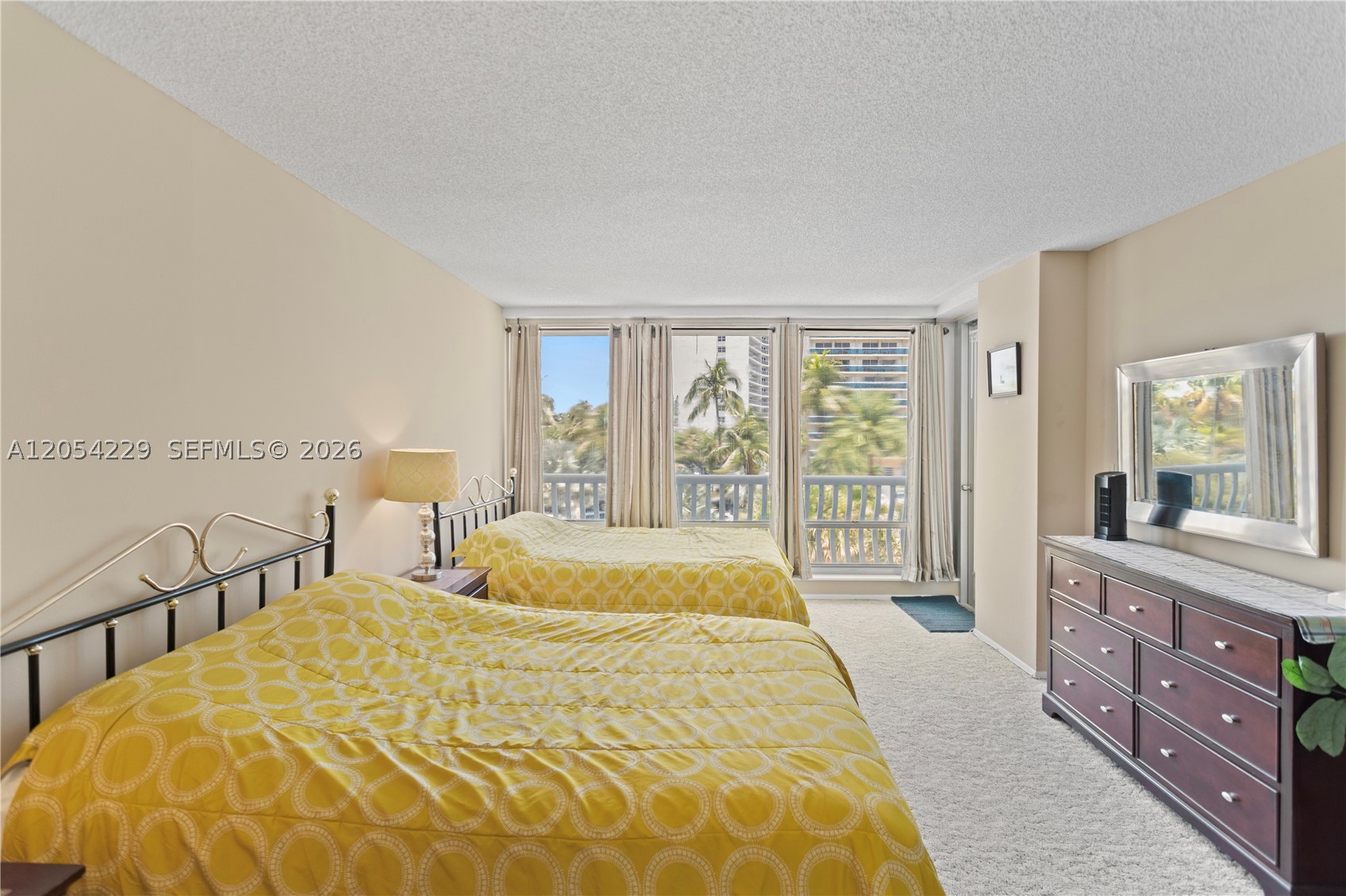 OCEAN CLUB CONDO - Residential Lease