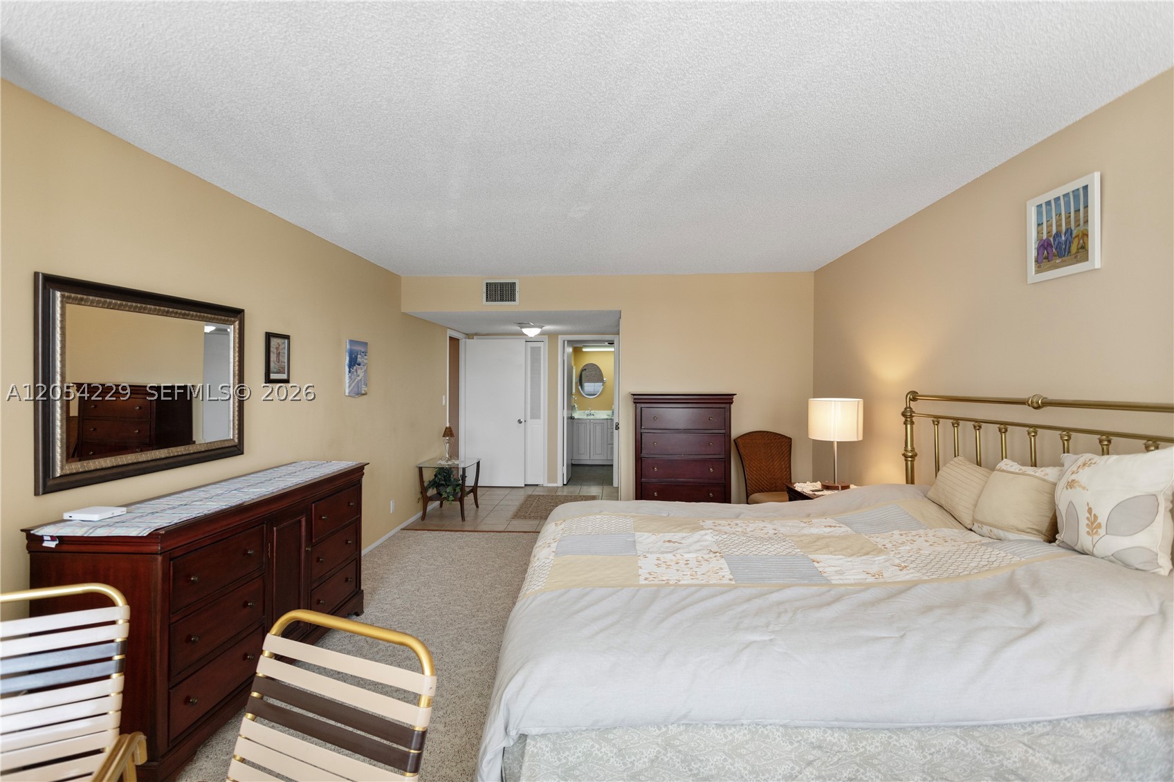 OCEAN CLUB CONDO - Residential Lease