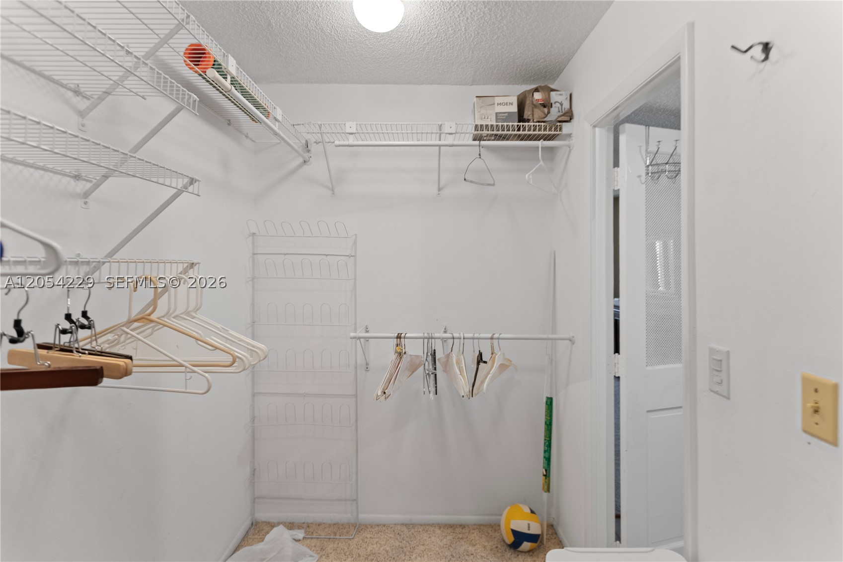 OCEAN CLUB CONDO - Residential Lease