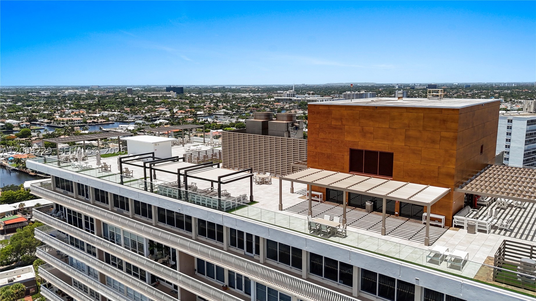 OCEAN CLUB CONDO - Residential Lease