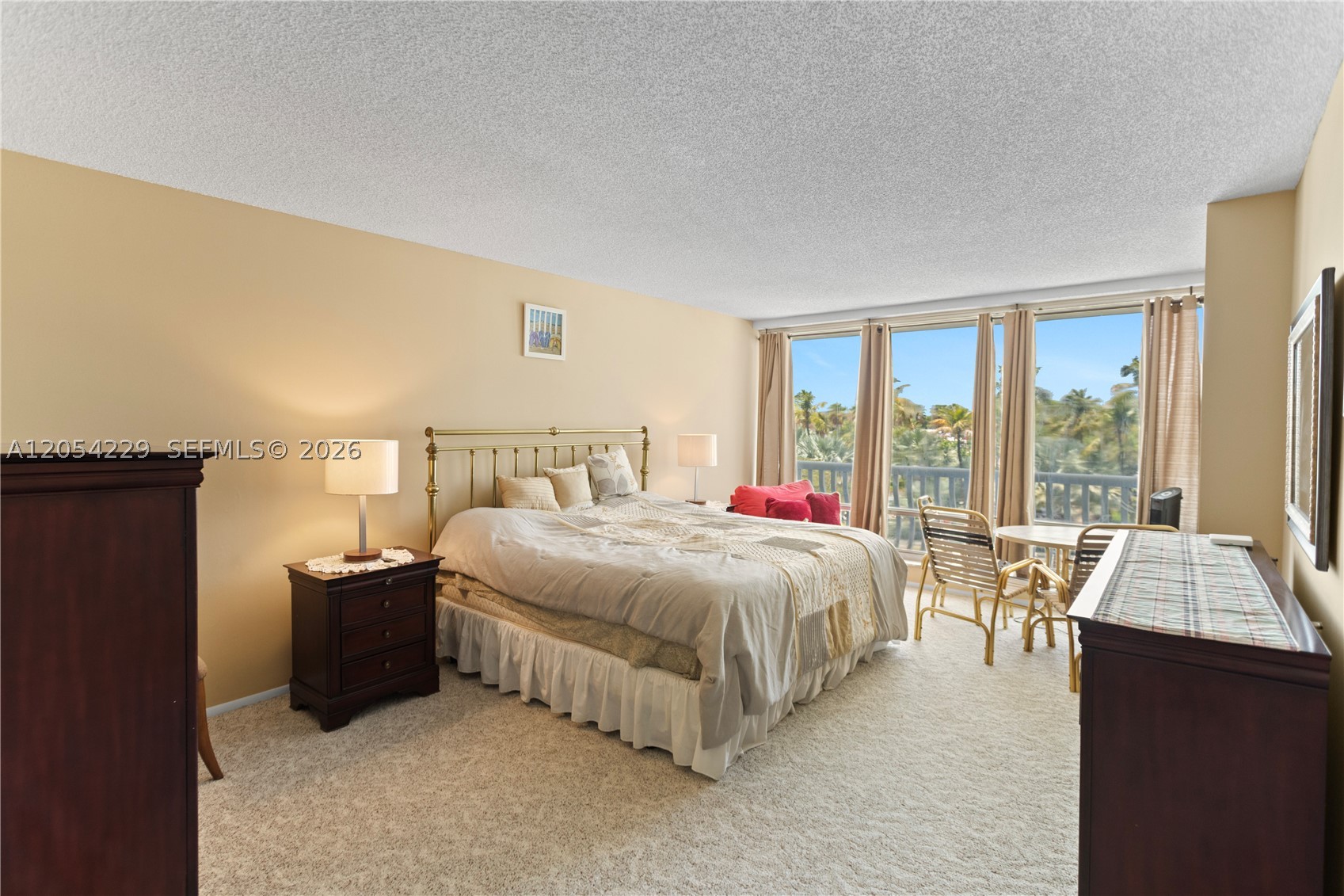 OCEAN CLUB CONDO - Residential Lease