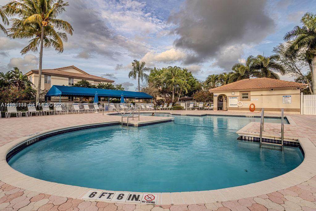 PLUM AT BOCA POINTE CONDO - Residential