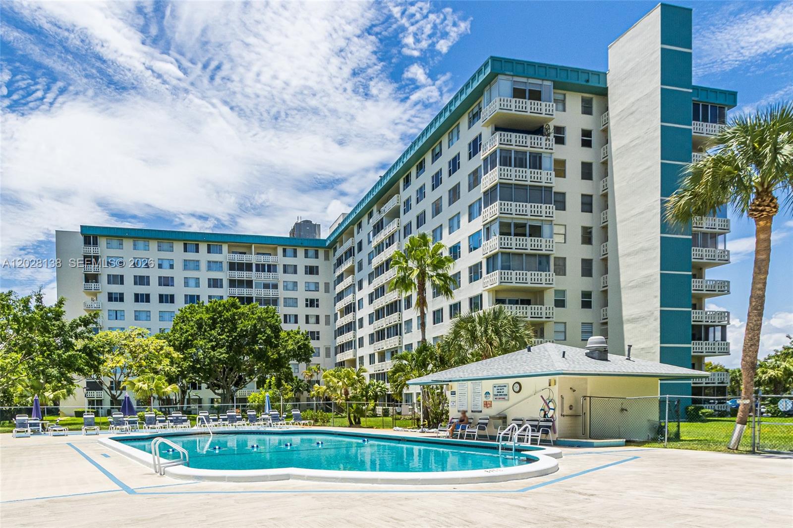HILLCREST EAST NO 23 COND - Residential