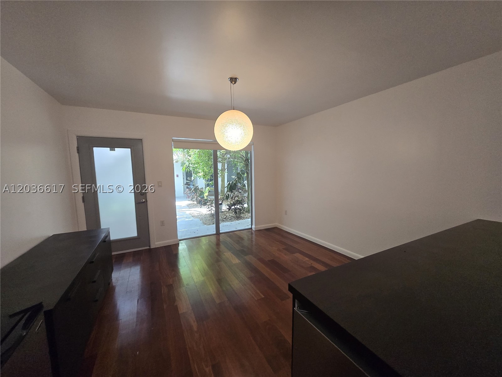 ETRURIA CONDO - Residential Lease