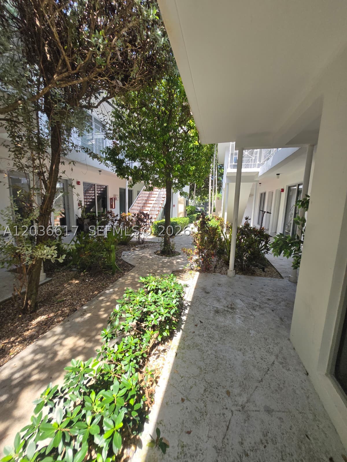 ETRURIA CONDO - Residential Lease