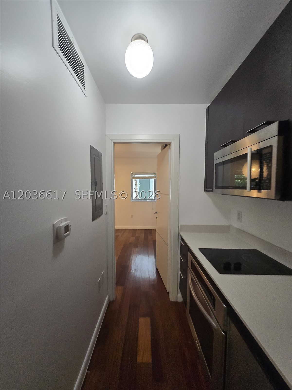 ETRURIA CONDO - Residential Lease