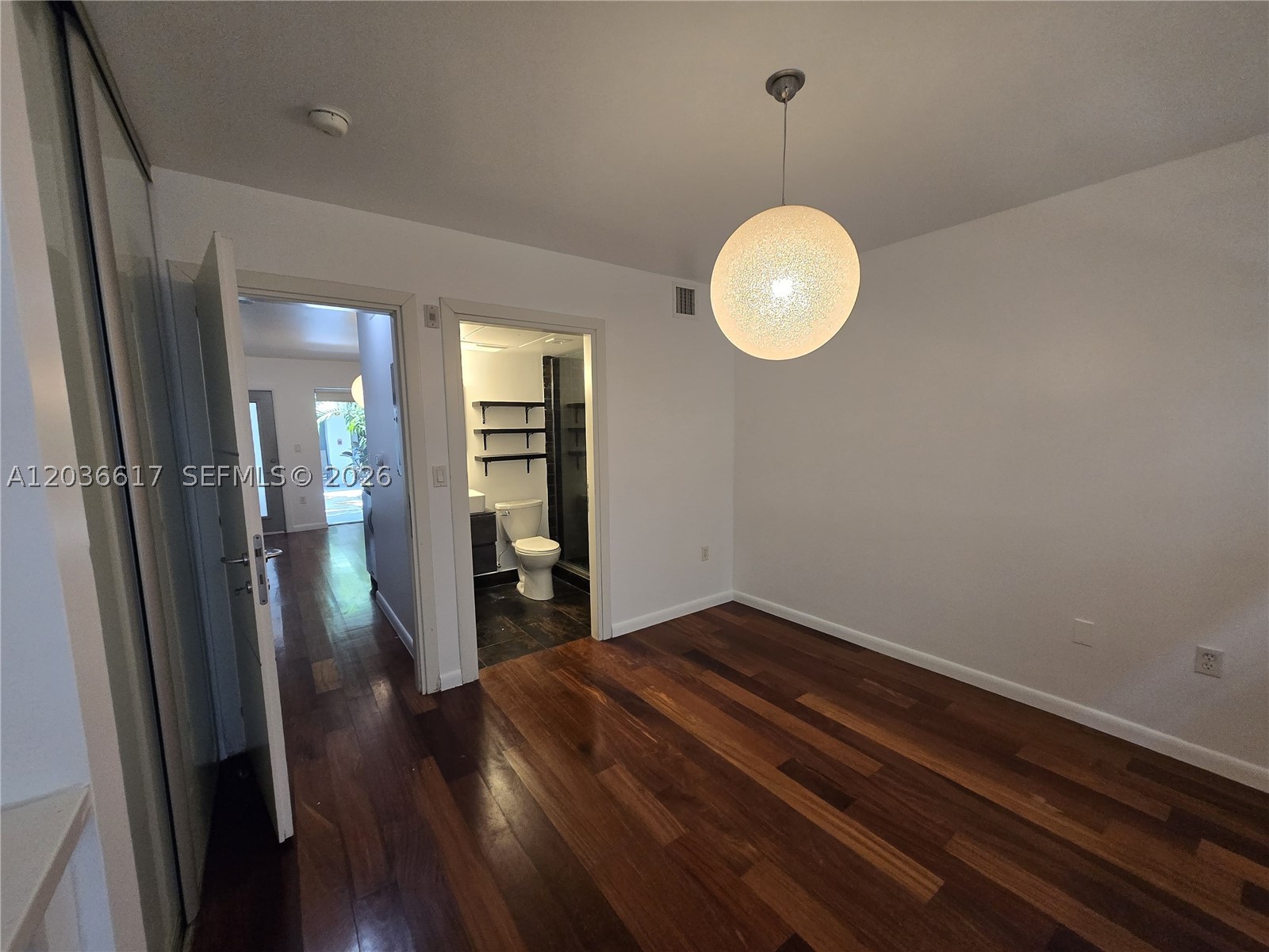 ETRURIA CONDO - Residential Lease
