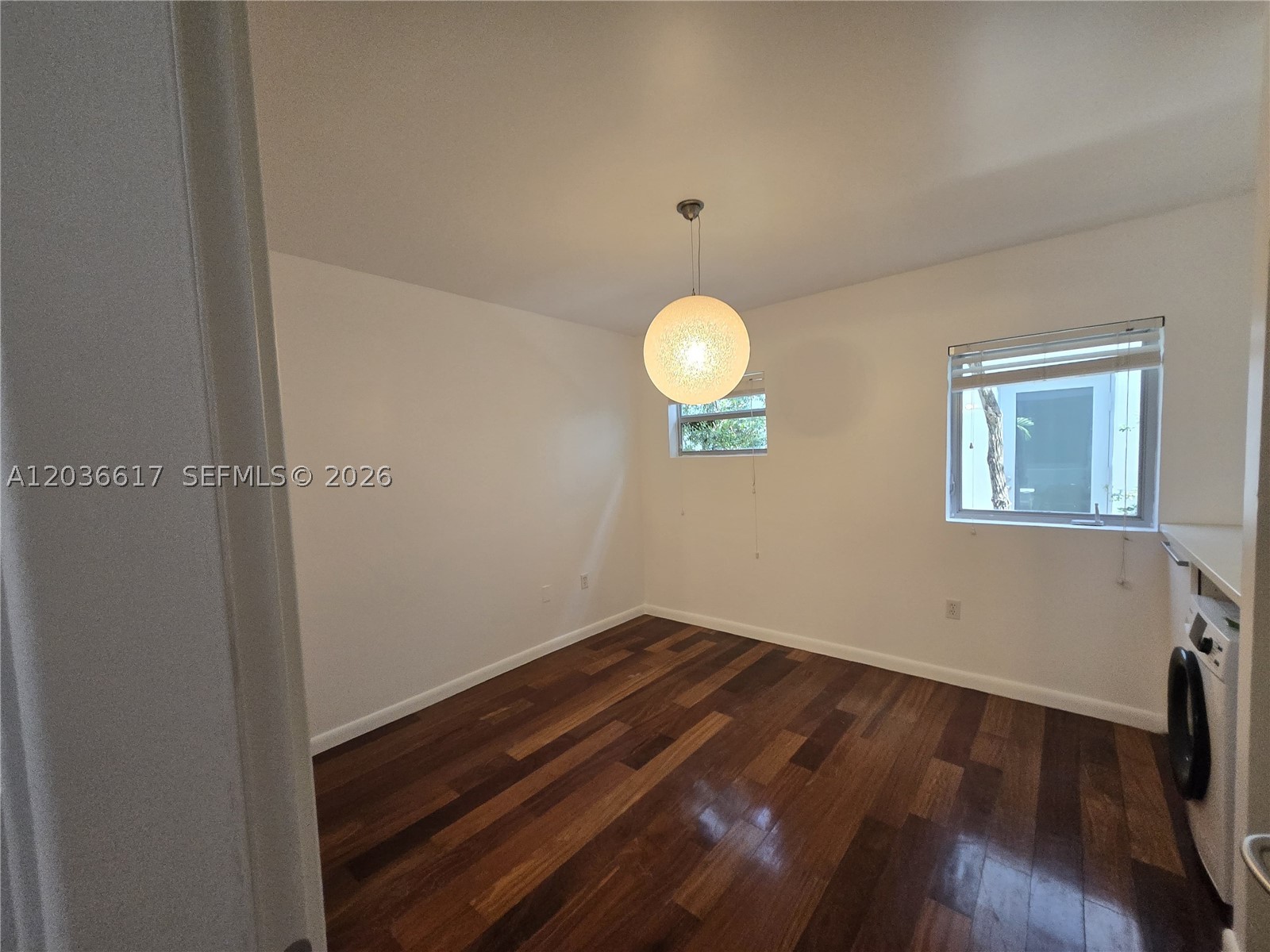 ETRURIA CONDO - Residential Lease